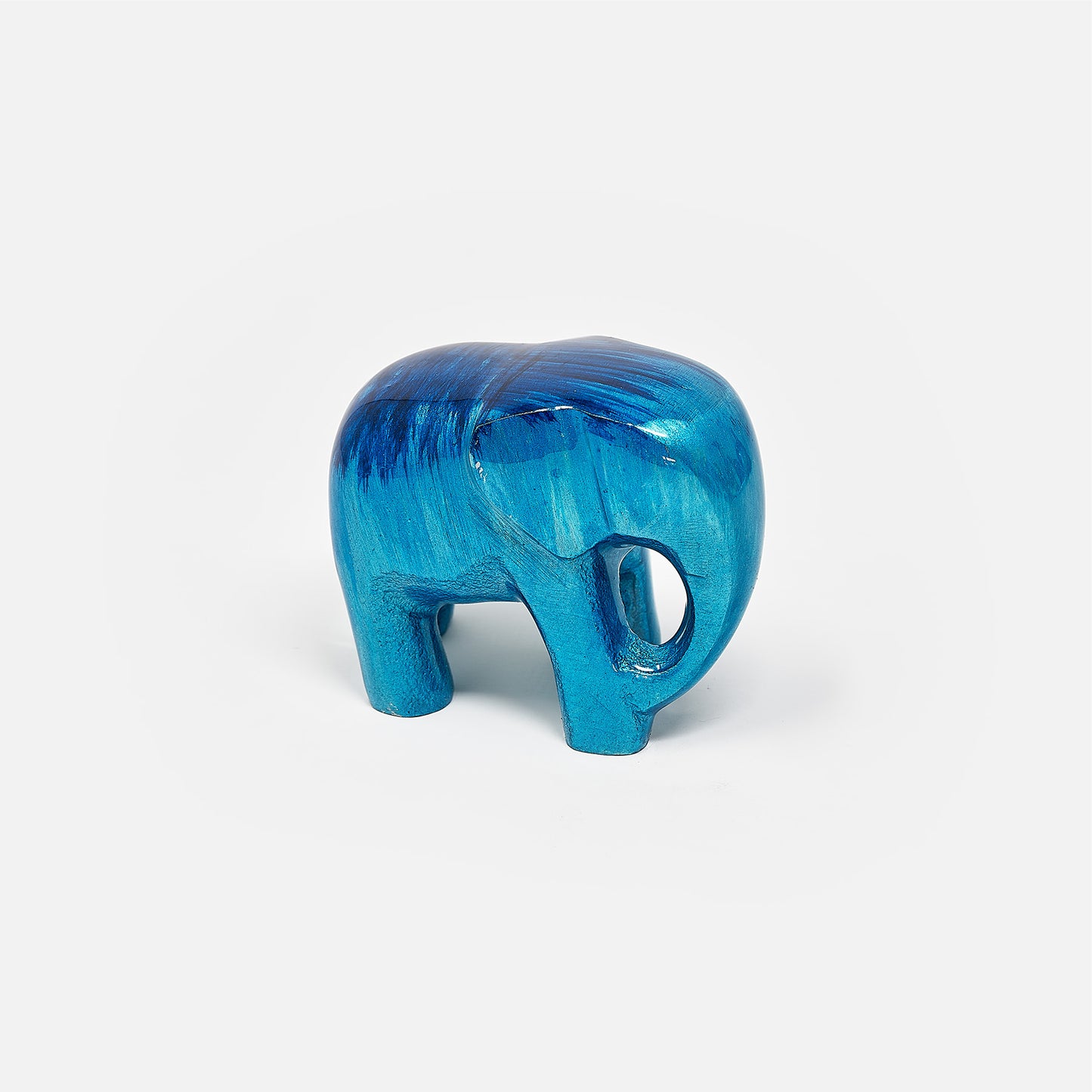 AluminArk Elephant Aqua recycled aluminium sculpture by Tilnar Art