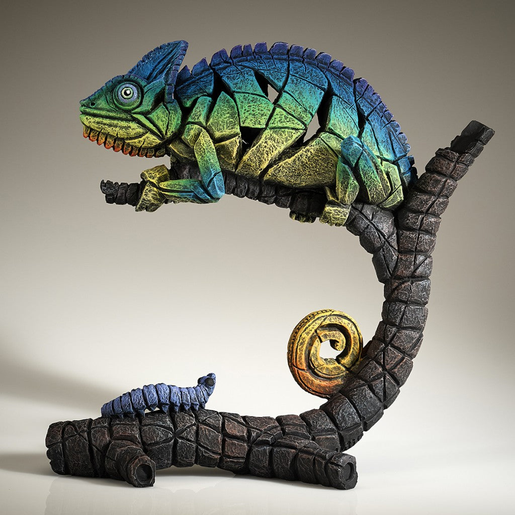 Chameleon - Rainbow Blue by Matt Buckley at Edge Sculpture