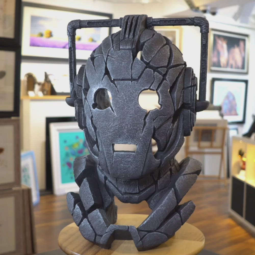 Cyberman Bust by Matt Buckley at Edge Sculpture