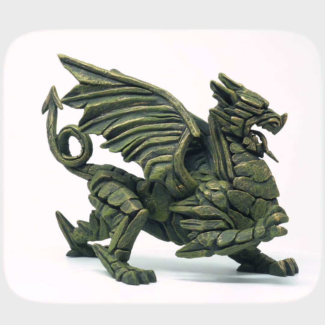 Dragon Green by Edge Sculpture