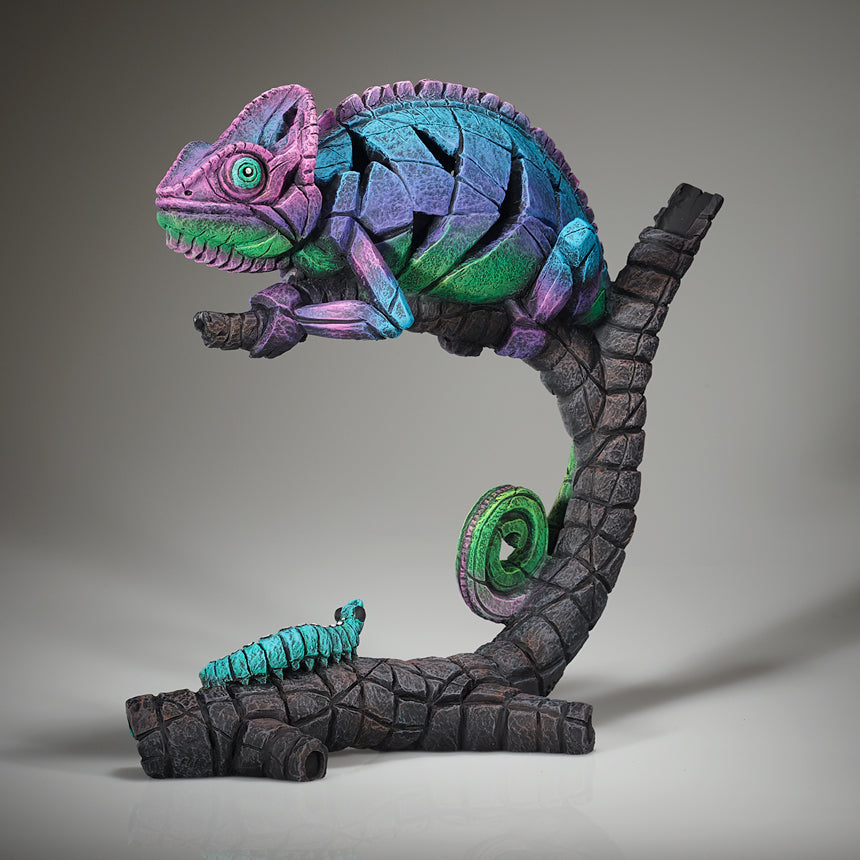 Chameleon - Rainbow Pink by Matt Buckley at Edge Sculpture