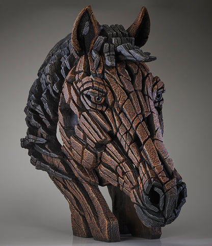 Horse Bust Bay by Matt Buckley at Edge Sculpture